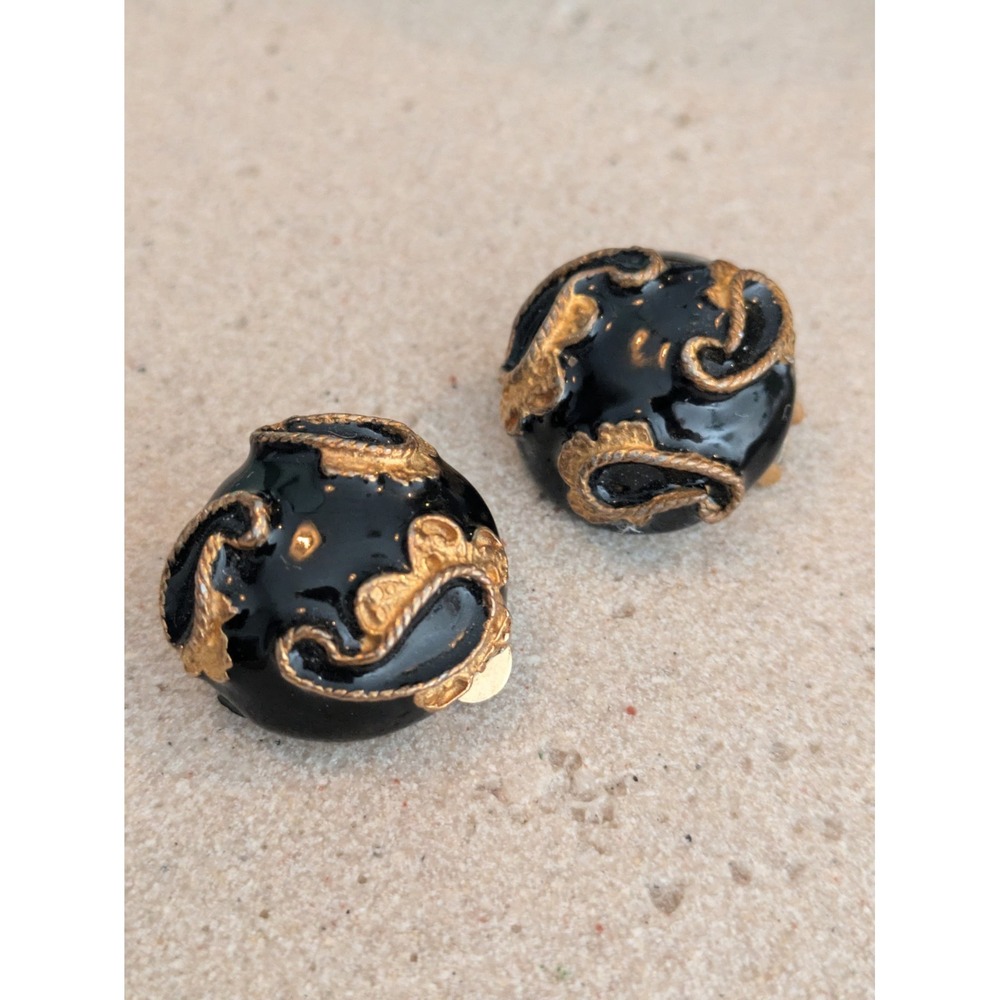 Vintage Maresca Clip On Earrings Black Enamel Gold Tone Paisley Domed Studs
